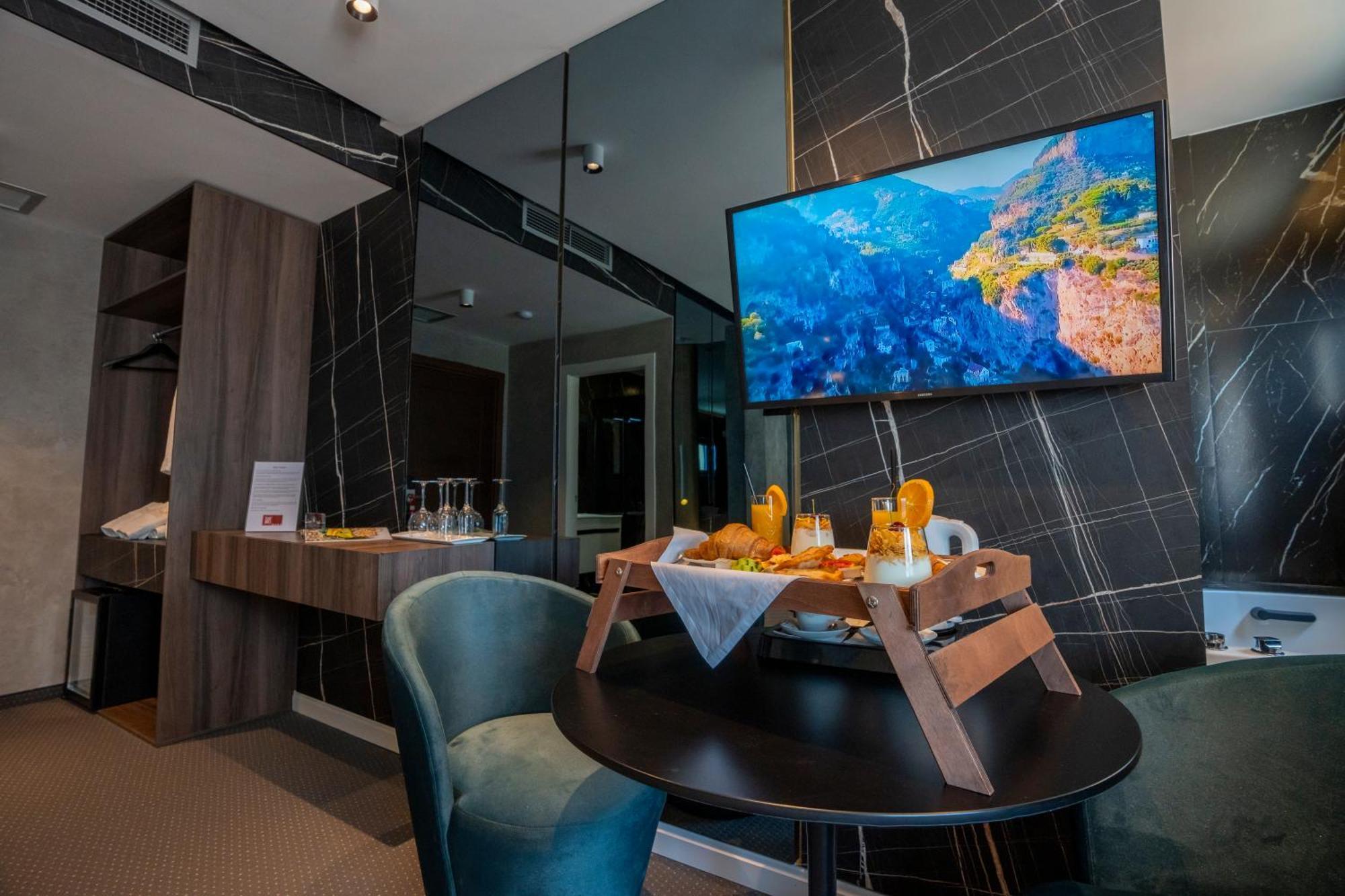 Chicago Hotel 4*