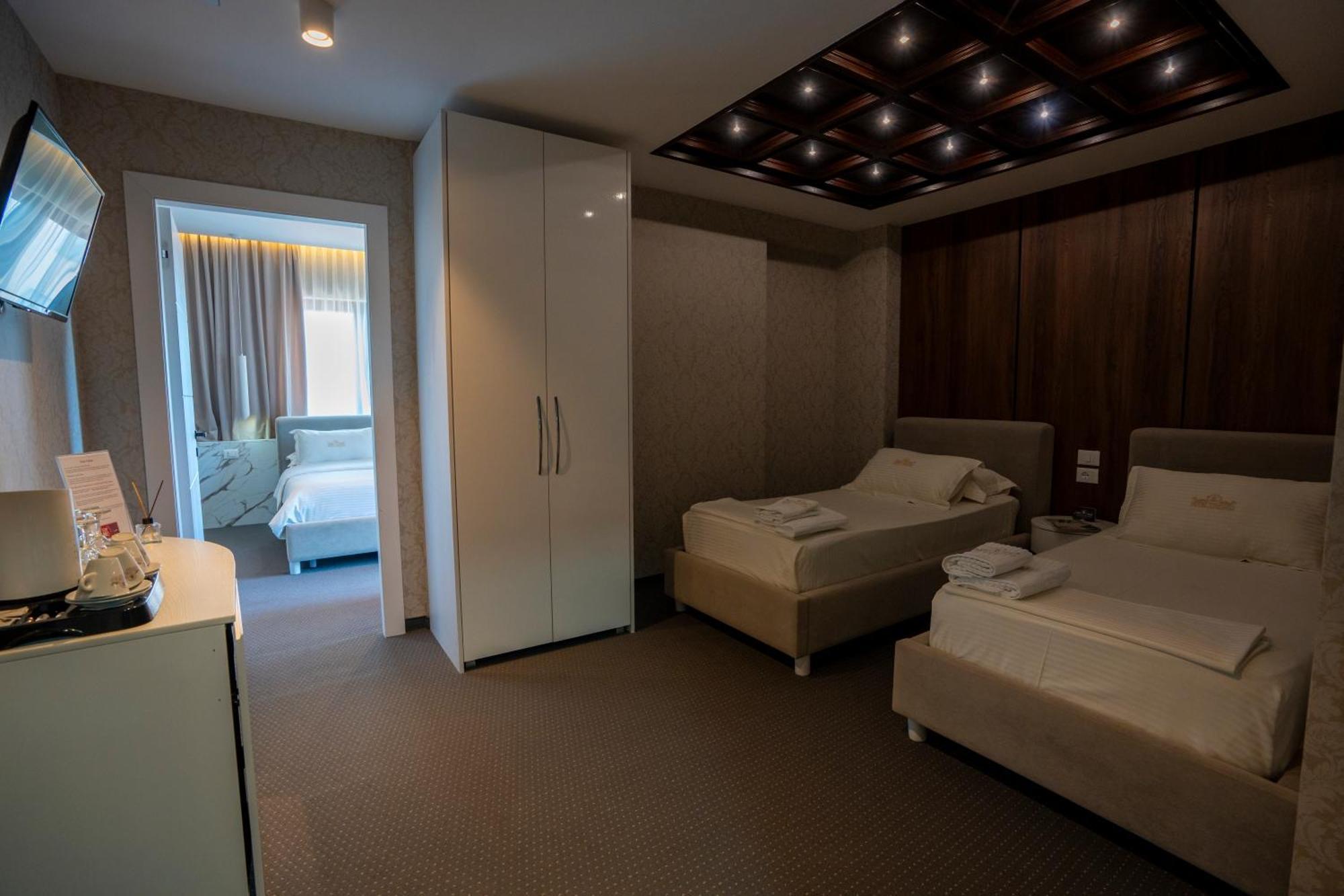 Chicago 4* Shkodër