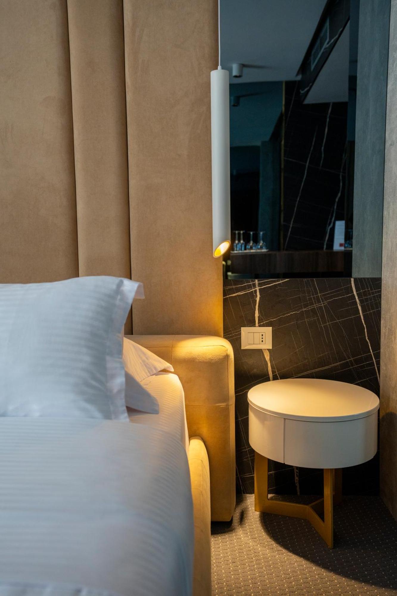 Hotel Chicago 4*